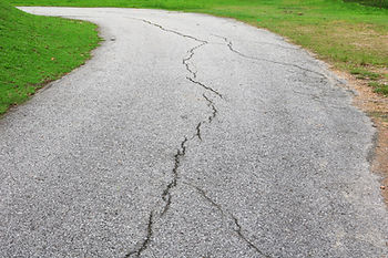 Understanding the Causes of Concrete Driveway Cracks in Australia: “Causes and Key Factors to Watch Out For “